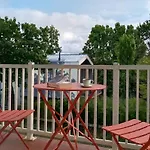 Appartement Superb Apt- Garden- 3 Parkings, Near Petite Venise ! Colmar