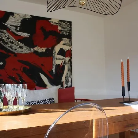 Superb Apt- Garden- 3 Parkings, Near Petite Venise ! Διαμέρισμα *