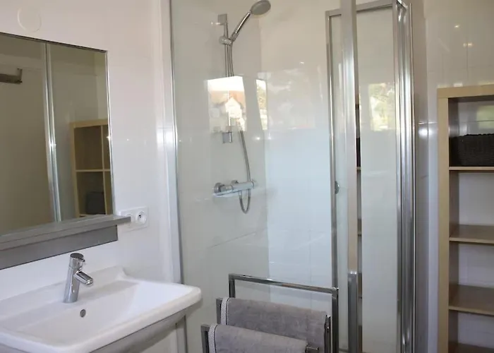 Apartament Superb Apt- Garden- 3 Parkings, Near Petite Venise ! *